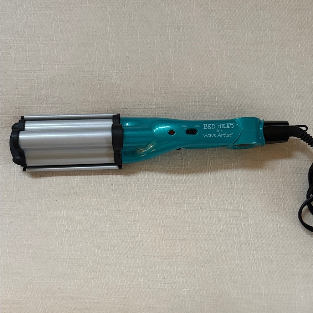 BedHead Teal and Black Wave Styler